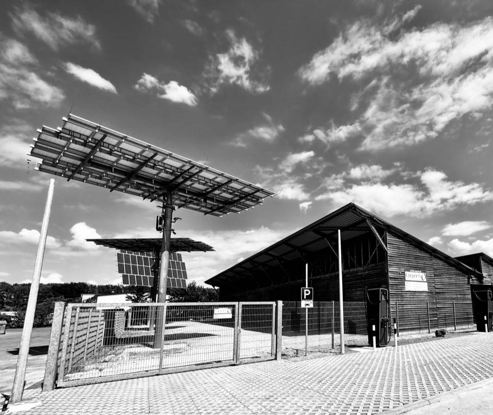 9CFE51F2-5088-41C8-B9F4-D4B10AED454C_1_105_c